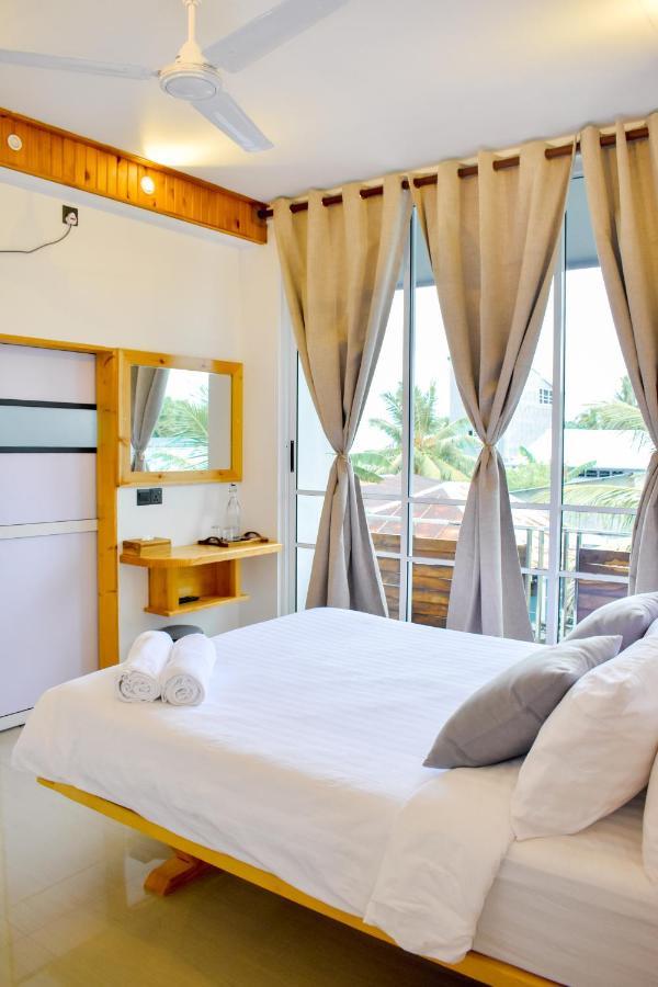 Dhoani Maldives Guesthouse Kendhoo Exteriör bild
